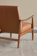 Crest ِArm Chair - Image 3